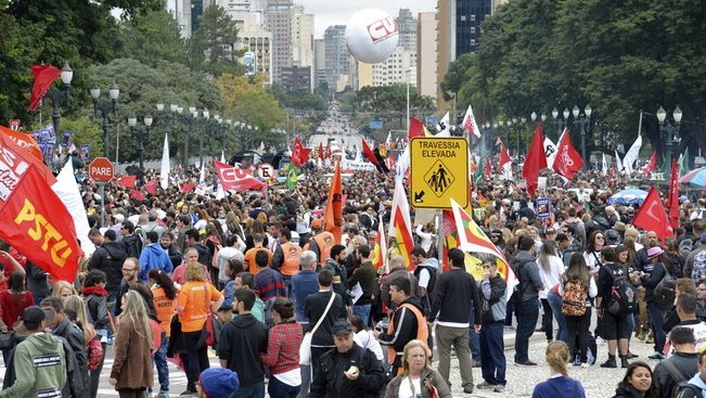 Greve dos professores paulistas é a mais longa desde 1989