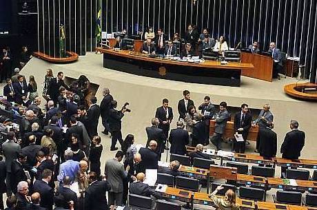 Câmara aprova teto para gastos de campanha eleitoral