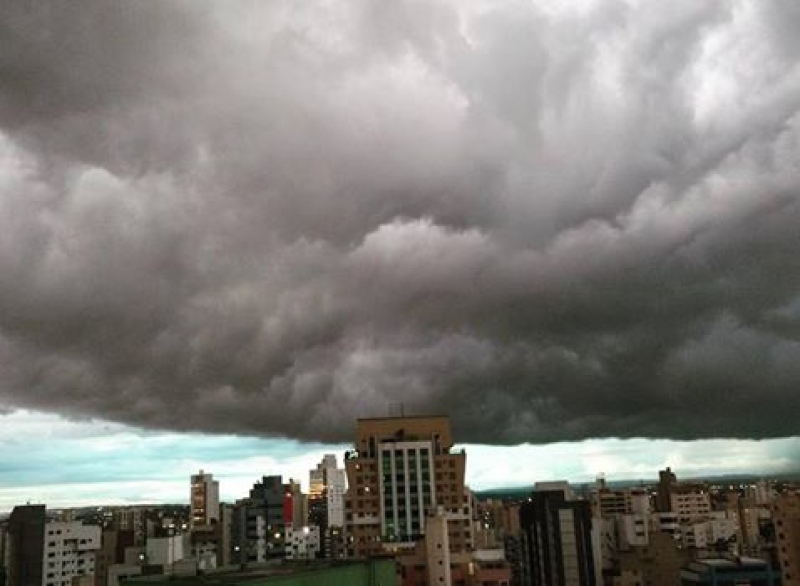 Inmet prevê chuvas intensas para esta sexta-feira (22)